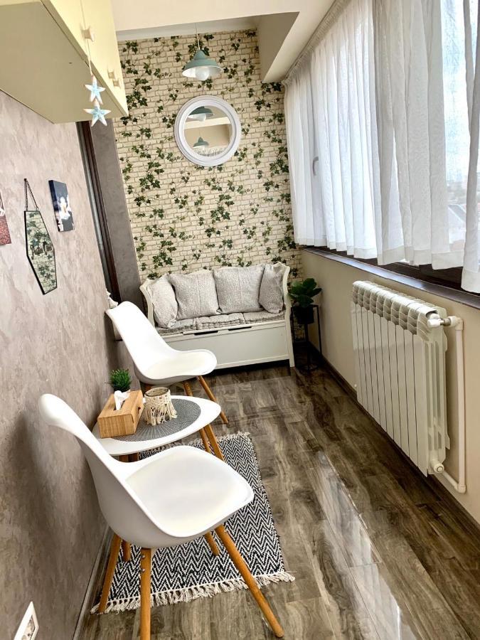Studio 52 Köstence Dış mekan fotoğraf