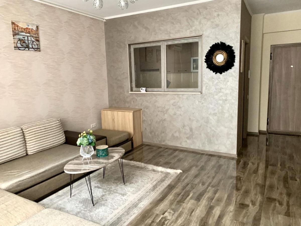 Studio 52 Köstence Dış mekan fotoğraf